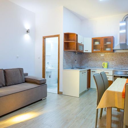 Apartments By The Sea Kastel Stari, Kastela - 15894 Pokój zdjęcie